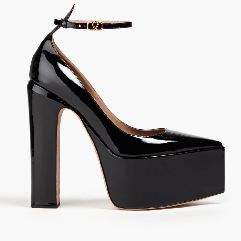 Valentino Garavani Tan-Go Pumps